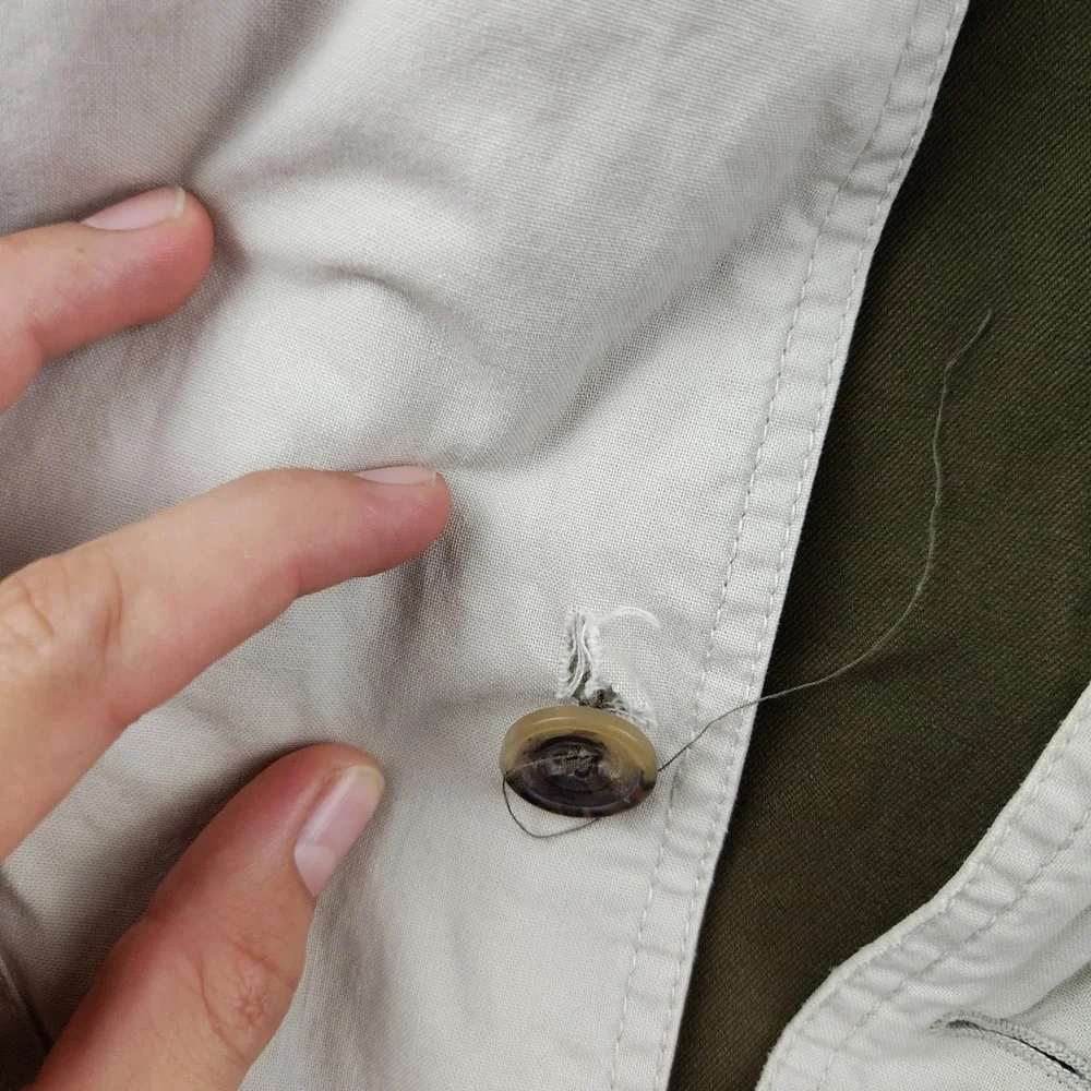 Banana Republic single button